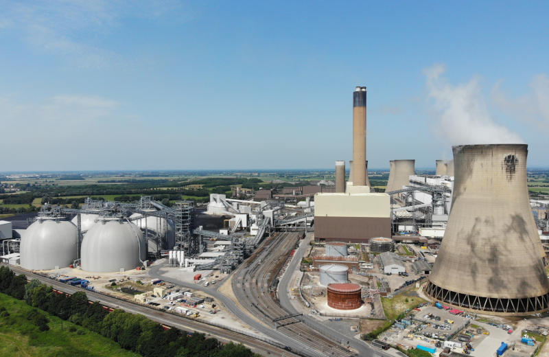 Drax cooling towers & carbon storage
